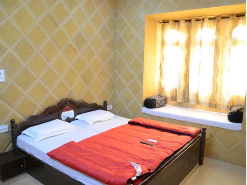 Hotel Qutub Villa Dzsaiszalmer Kültér fotó