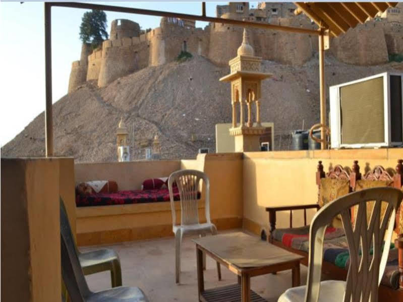 Hotel Qutub Villa Dzsaiszalmer Kültér fotó