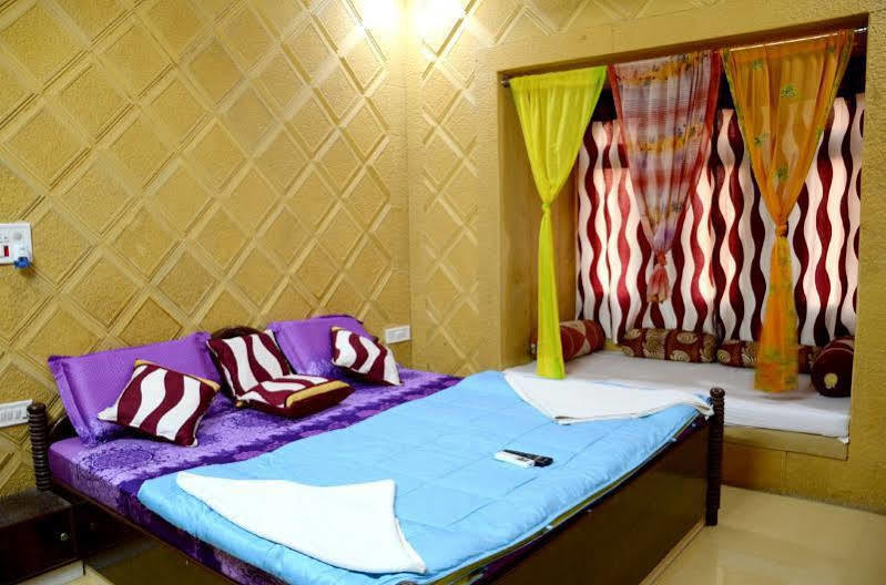 Hotel Qutub Villa Dzsaiszalmer Kültér fotó