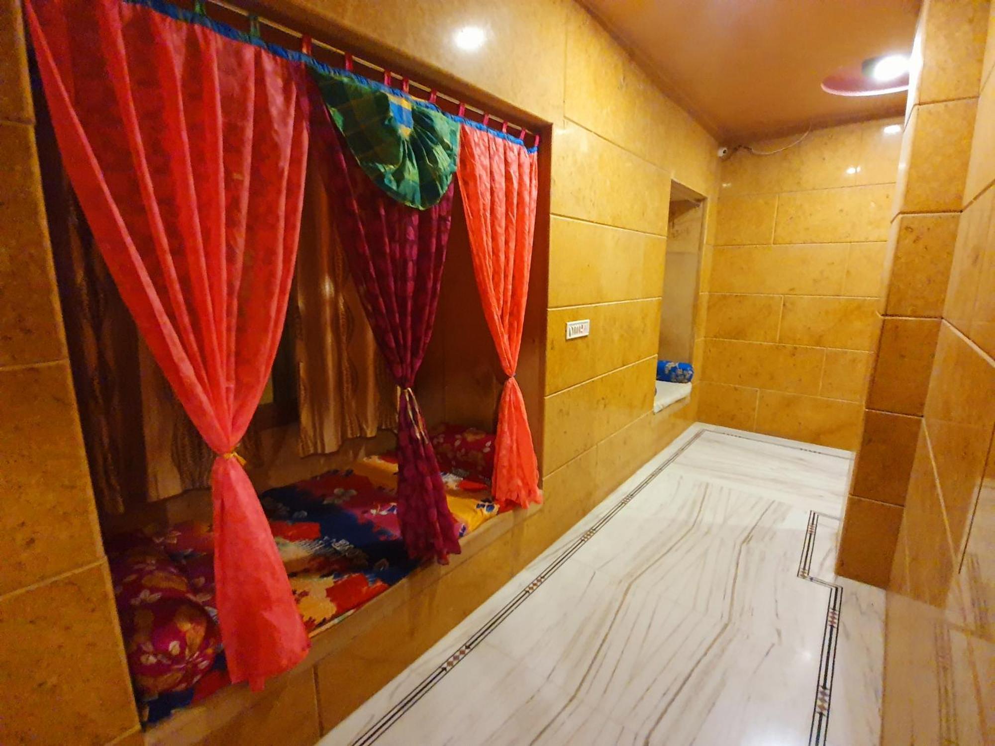 Hotel Qutub Villa Dzsaiszalmer Kültér fotó